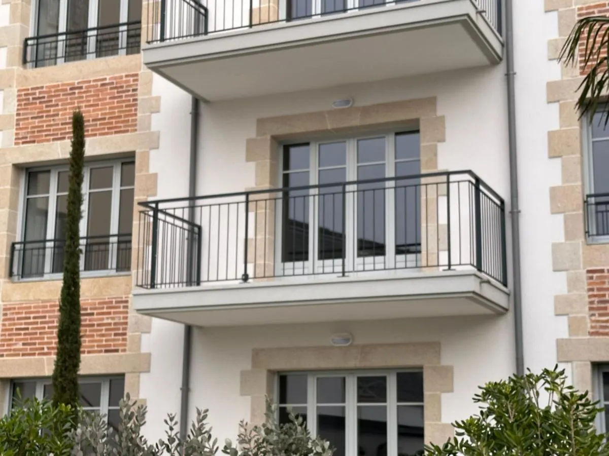 Appartement Design X - Hyper Centre - Parking Prive - Quimper Apartment